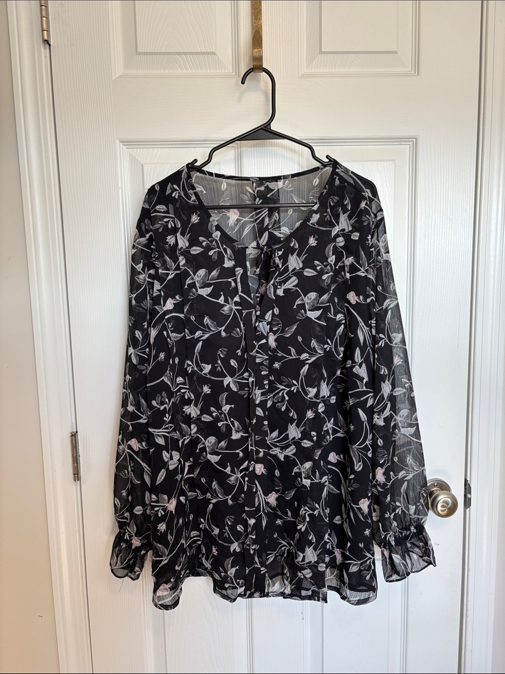 In every story Sheer Black Floral Tie-Neck Blouse
